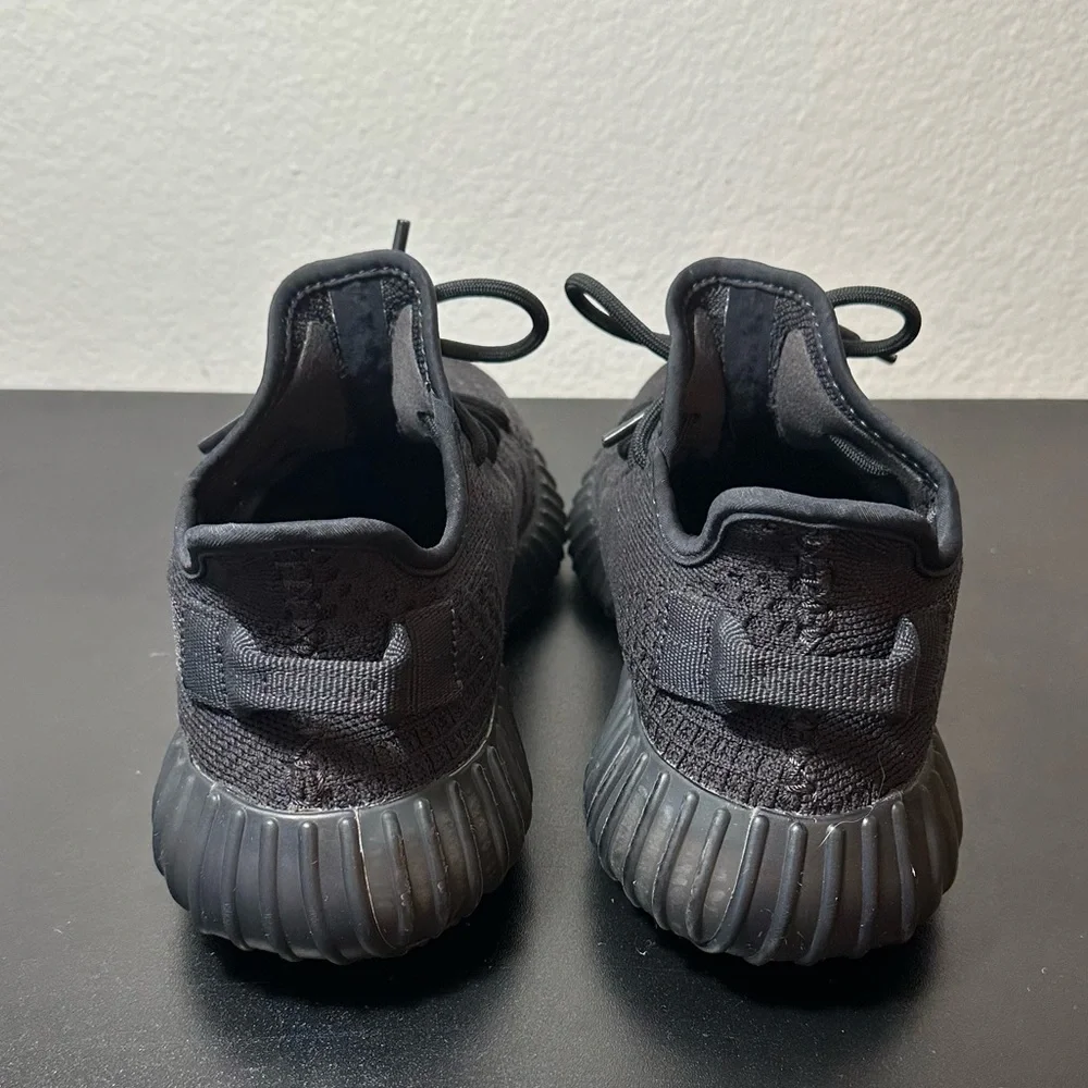 Unisex Adidas YEEZY BOOST 350 V2